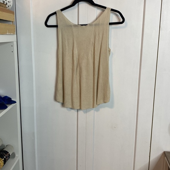 St. John | Cream Sleeveless Knit Top - small - Picture 6 of 6